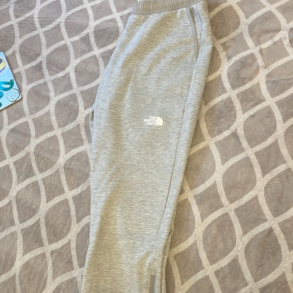 Northface Sweatpants - Picture 3 of 5